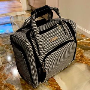 Brand new London Dog Tweed Carry on suitcase w/ wheels, multiple ways to carry